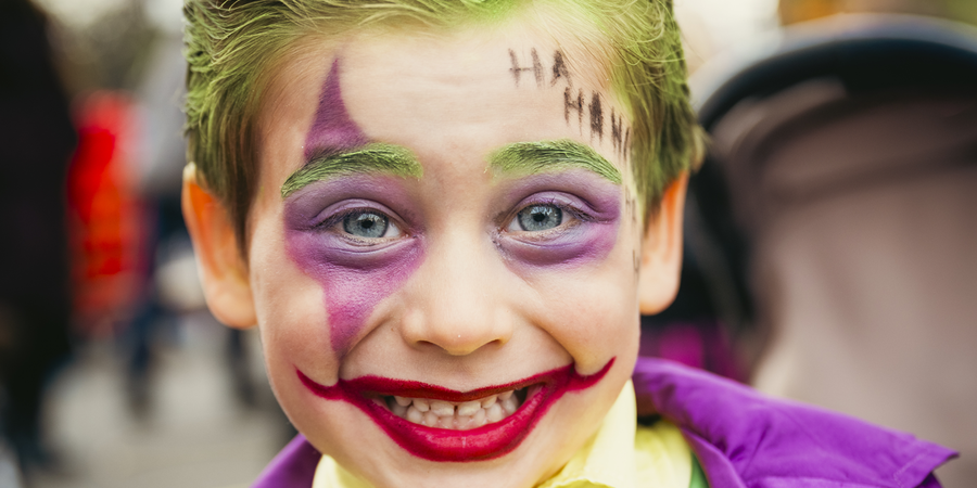 Jongetje verkleed als the joker Jongetje verkleed als the joker